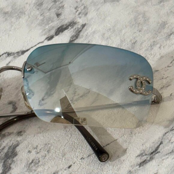 RARE Chanel Vintage Sunglasses Rhinestone Crystal CC Logo Rimless Gradient Blue - Picture 10 of 14